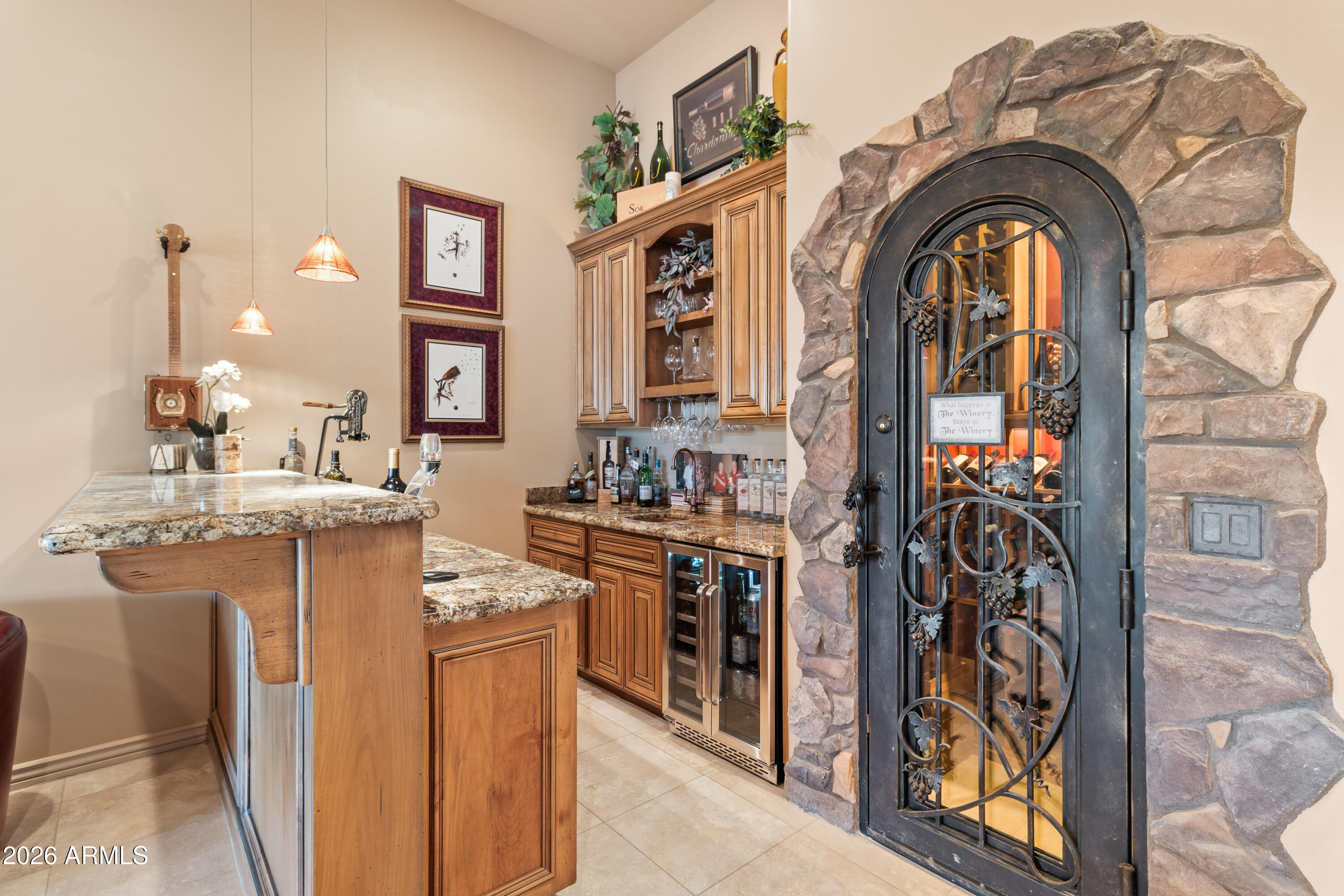 18009 W MONTEBELLO Avenue