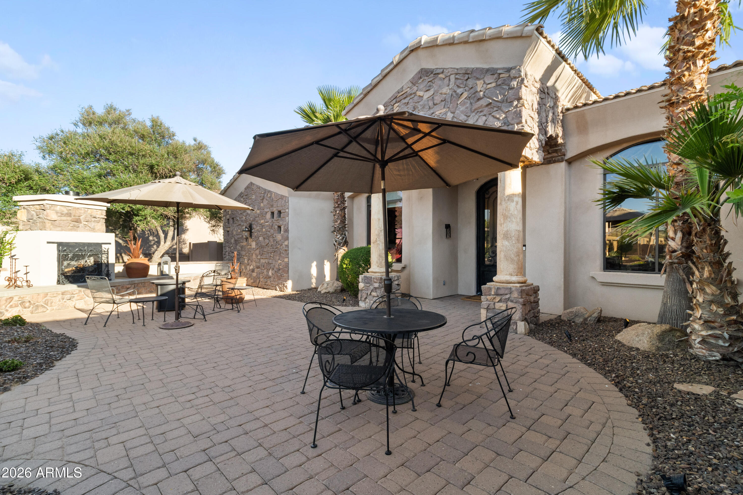 18009 W MONTEBELLO Avenue