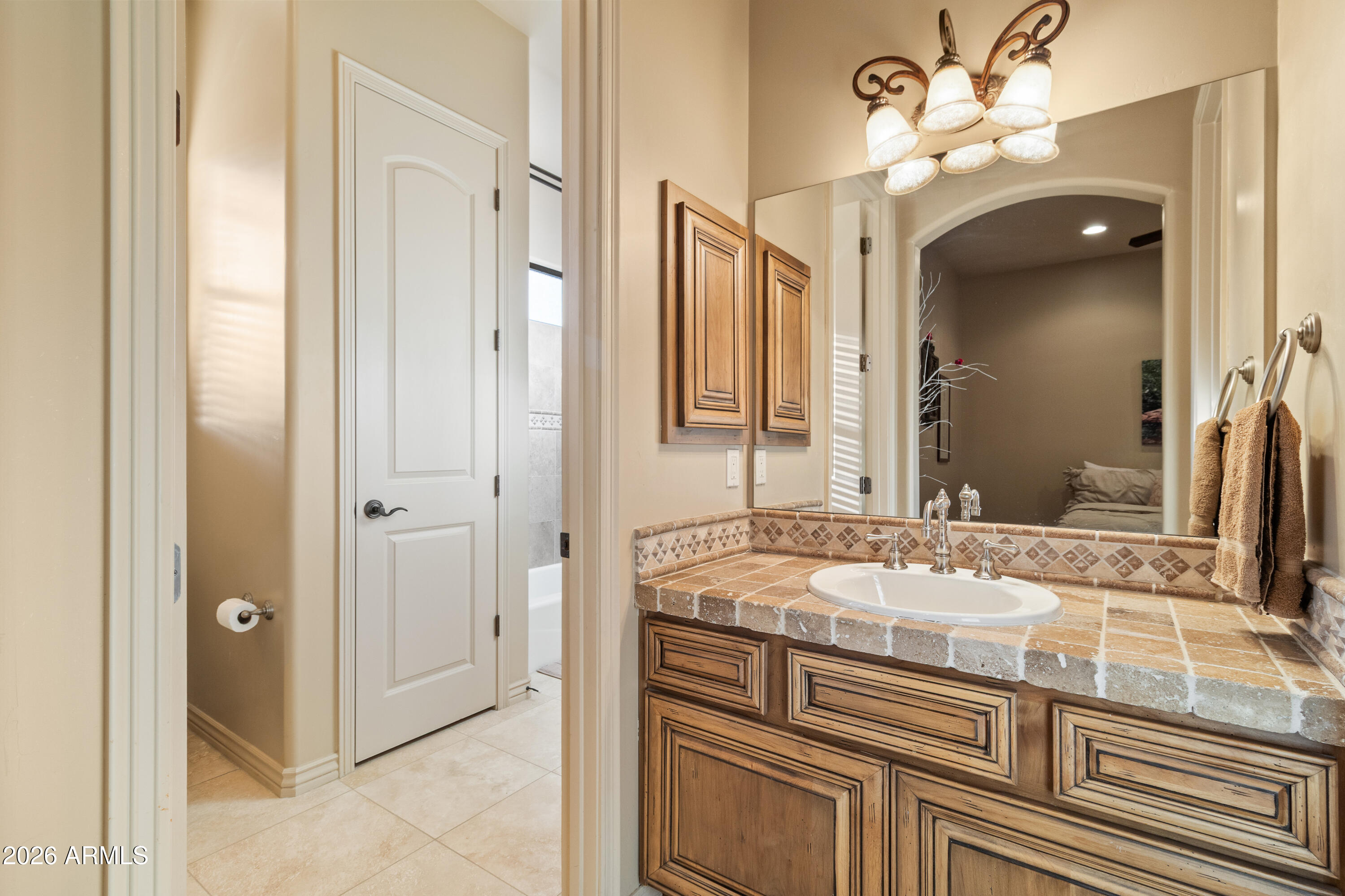 18009 W MONTEBELLO Avenue