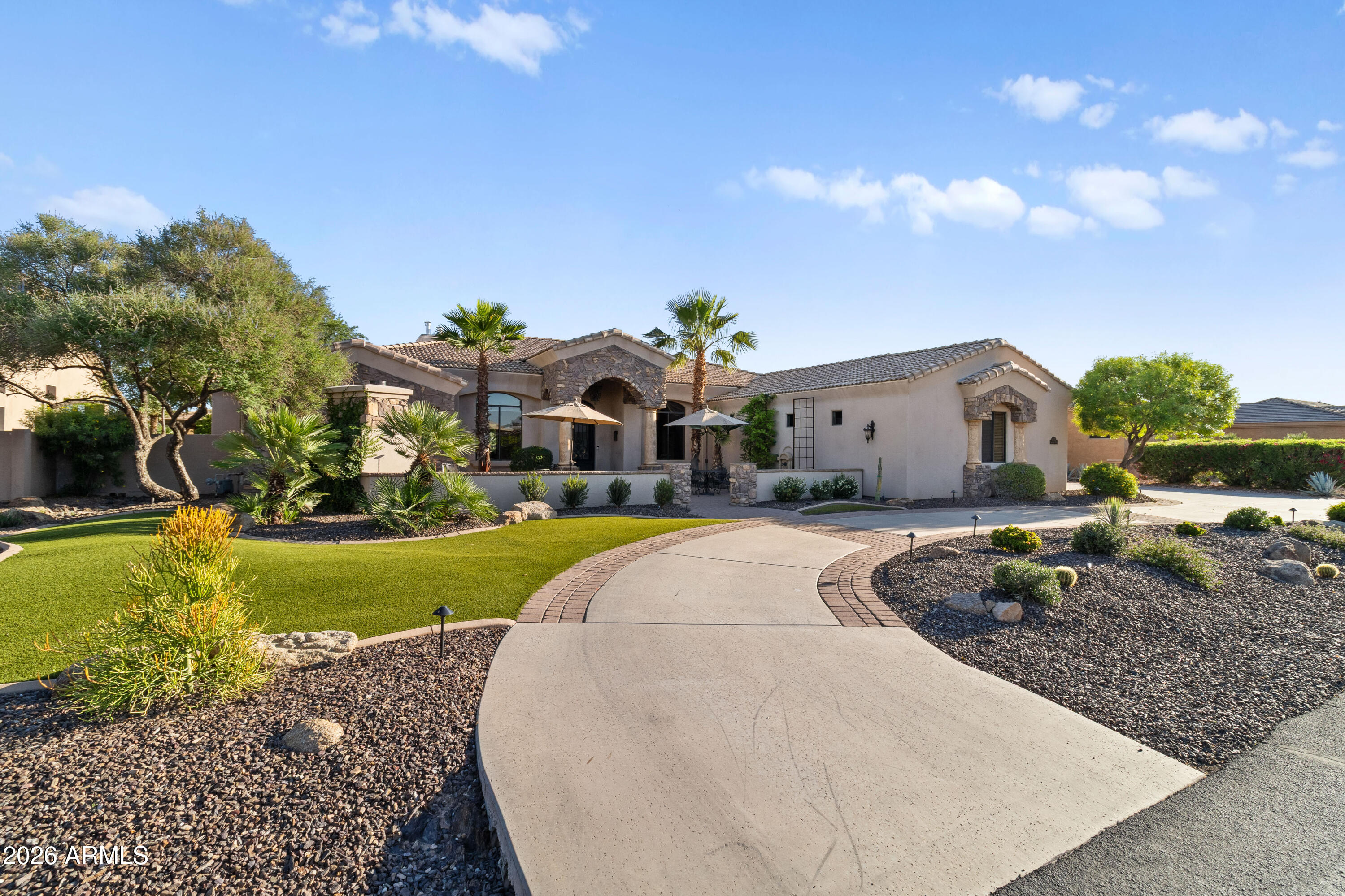 18009 W MONTEBELLO Avenue