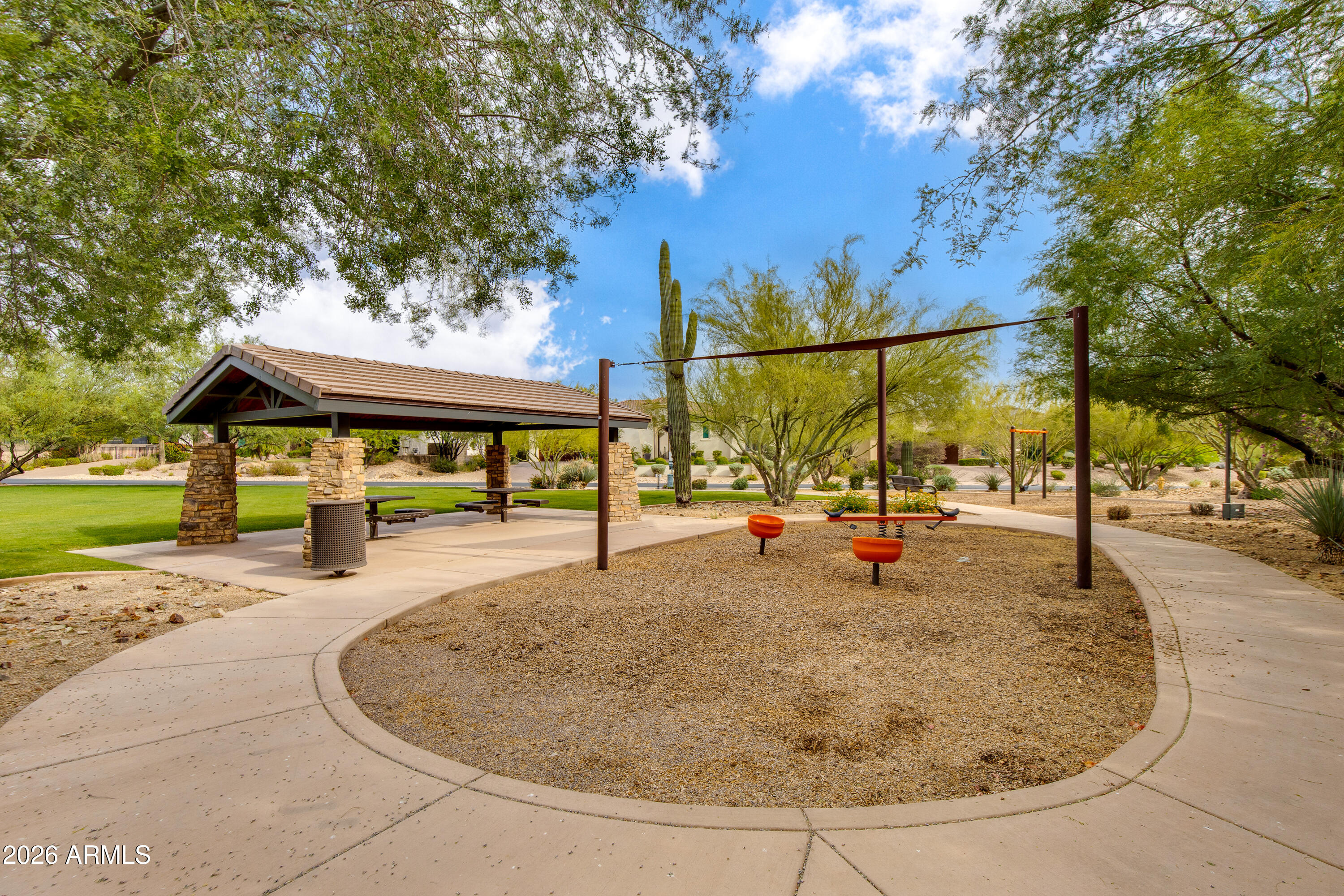 5411 E DUANE Lane