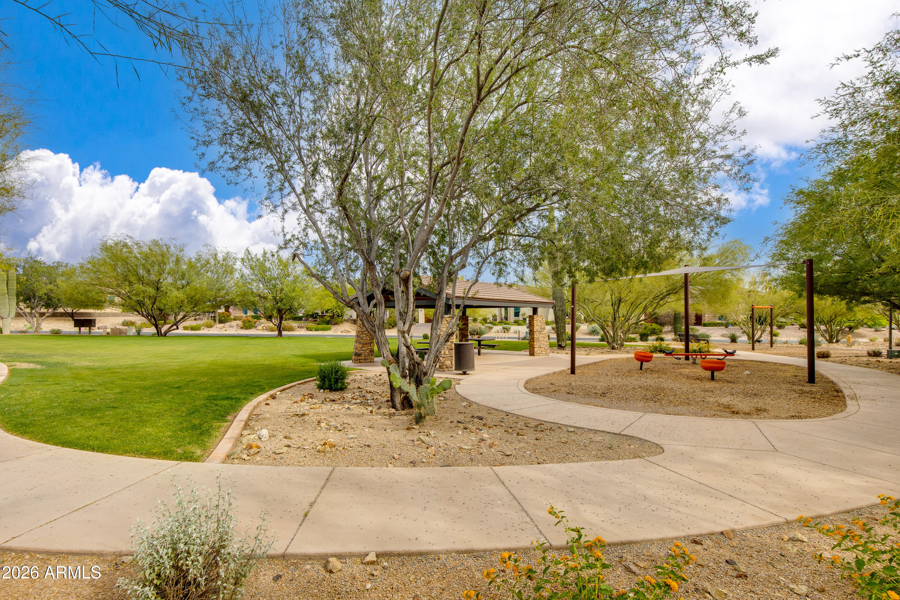 5411 E DUANE Lane