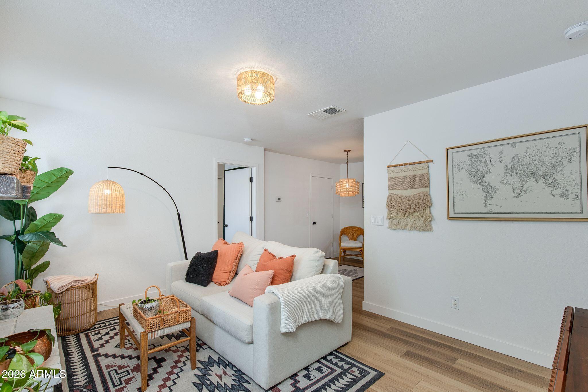 3511 E BASELINE Road 1103