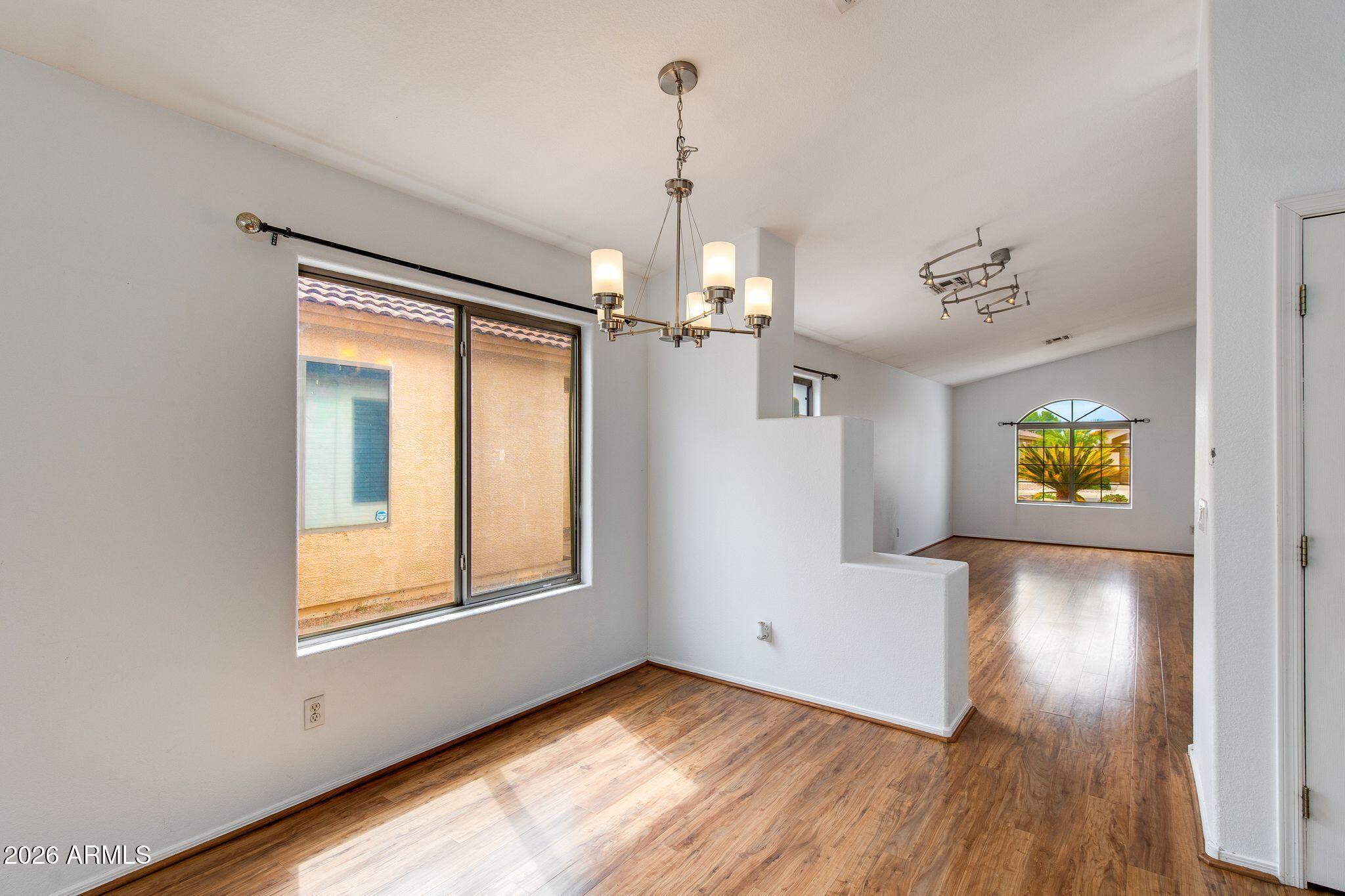 2010 E AIRE LIBRE Avenue