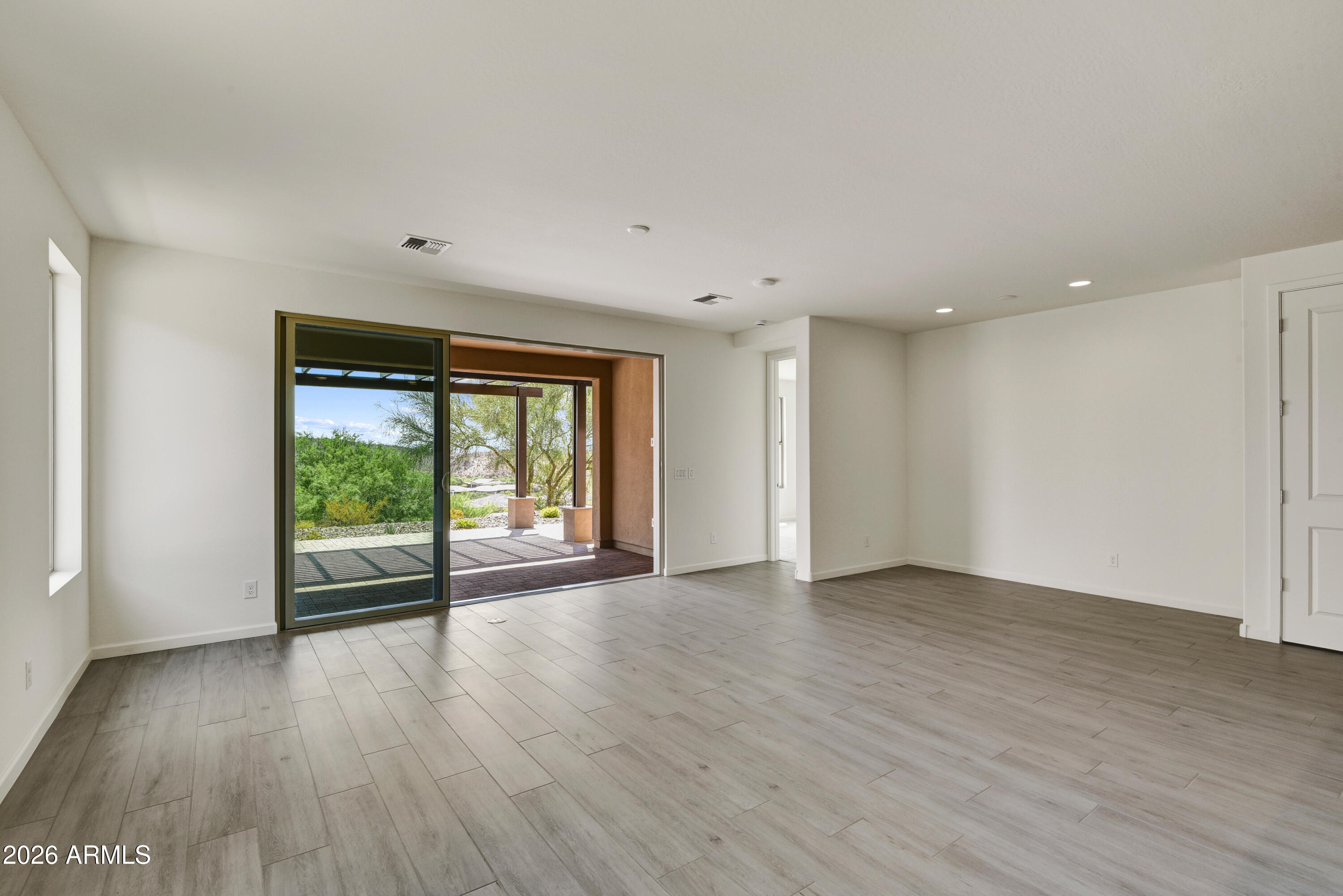 4180 PRAIRIE SCHOONER Road