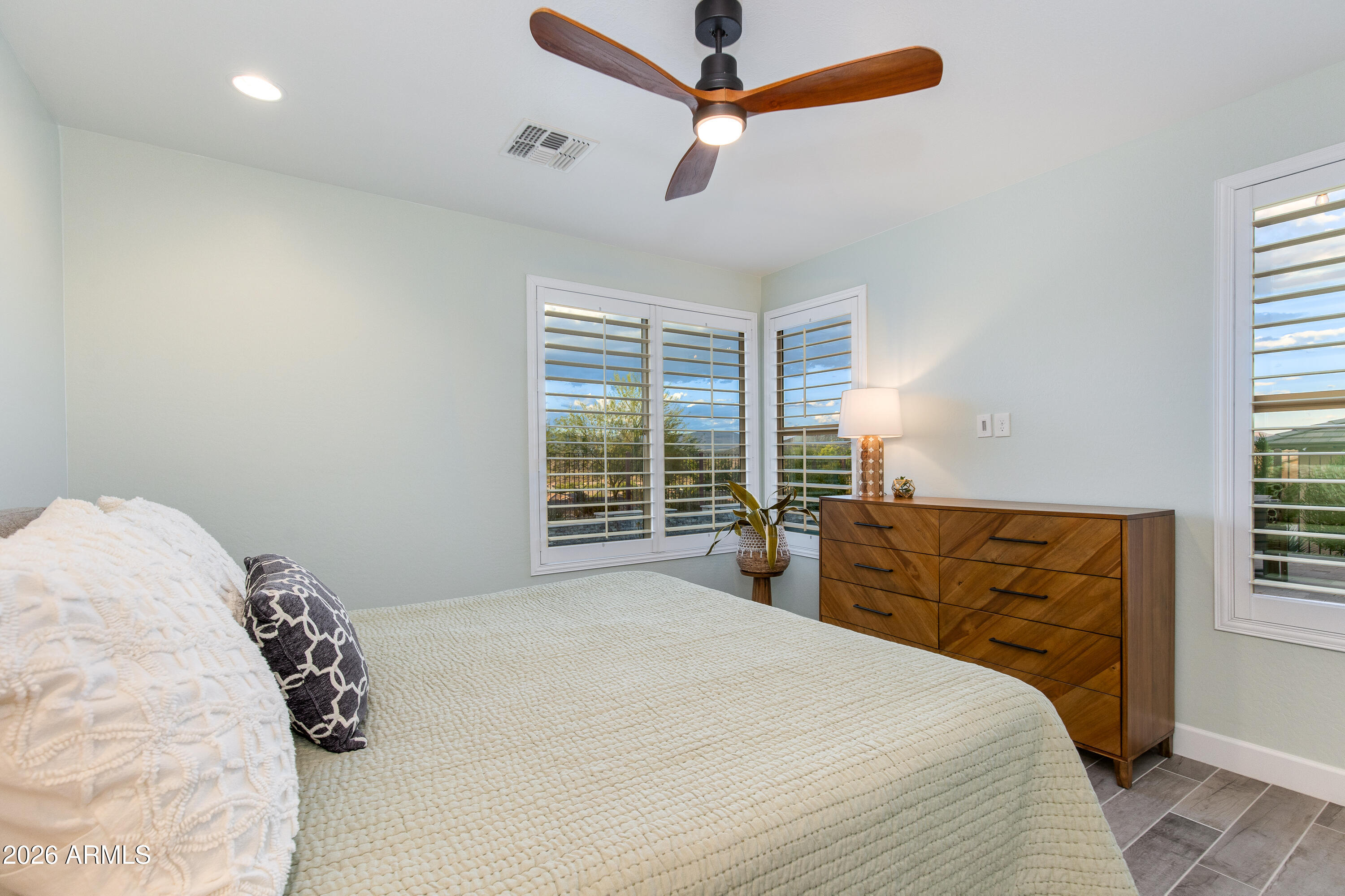 3320 TEN BEARS Circle