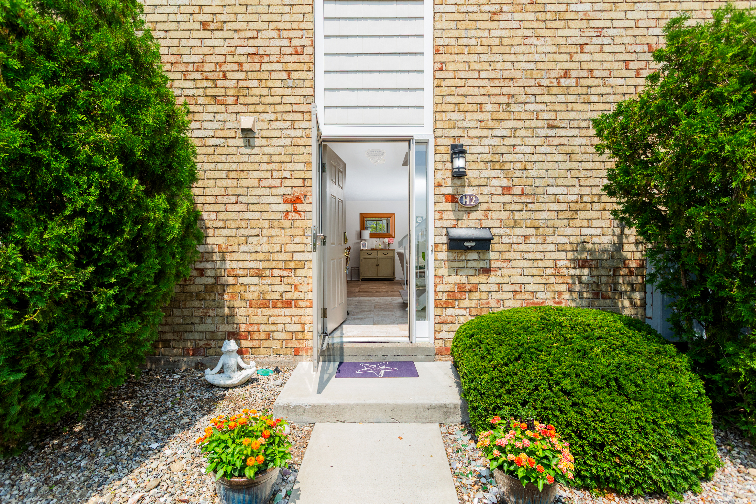 199 Gregory Boulevard Apt H2