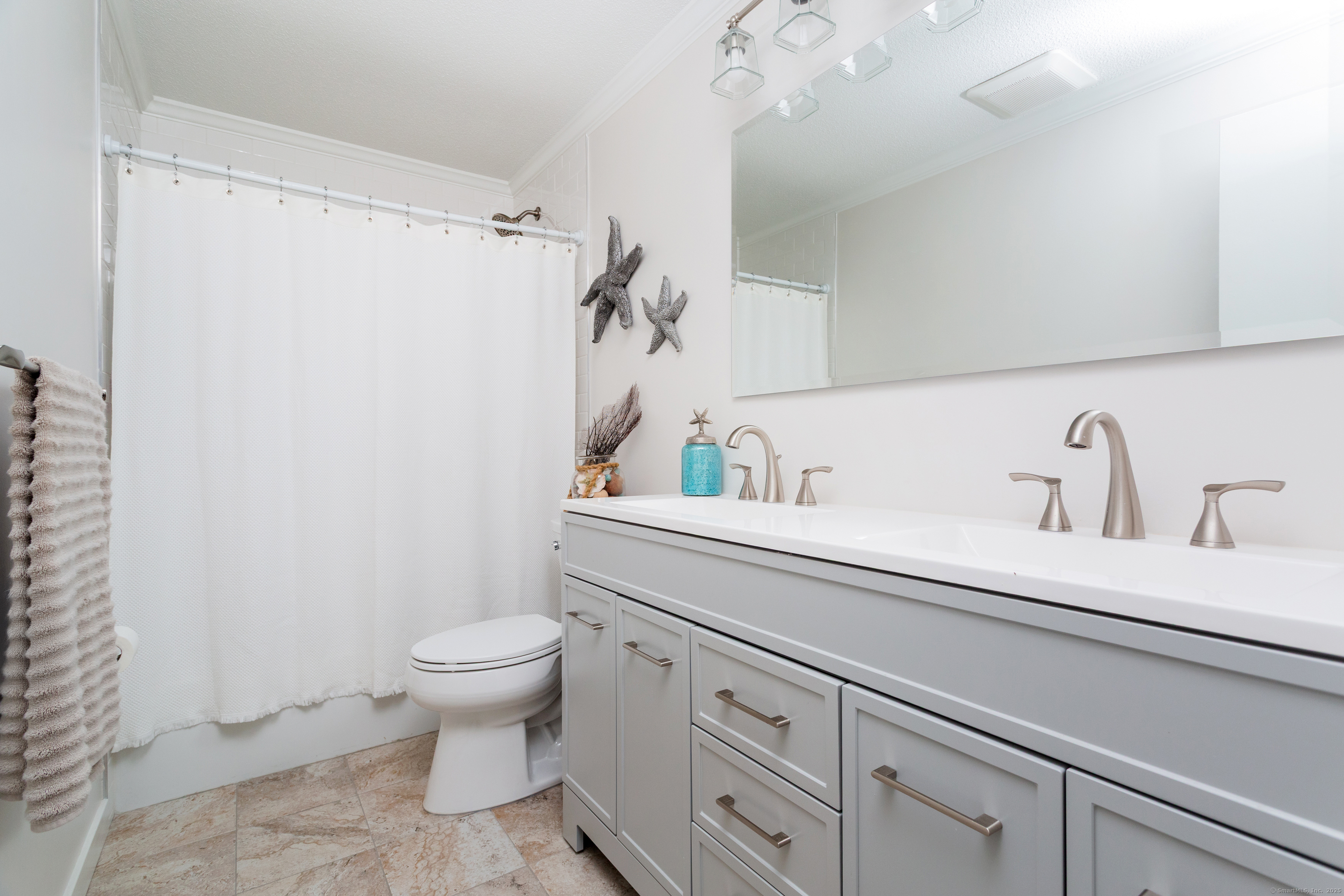 199 Gregory Boulevard Apt H2