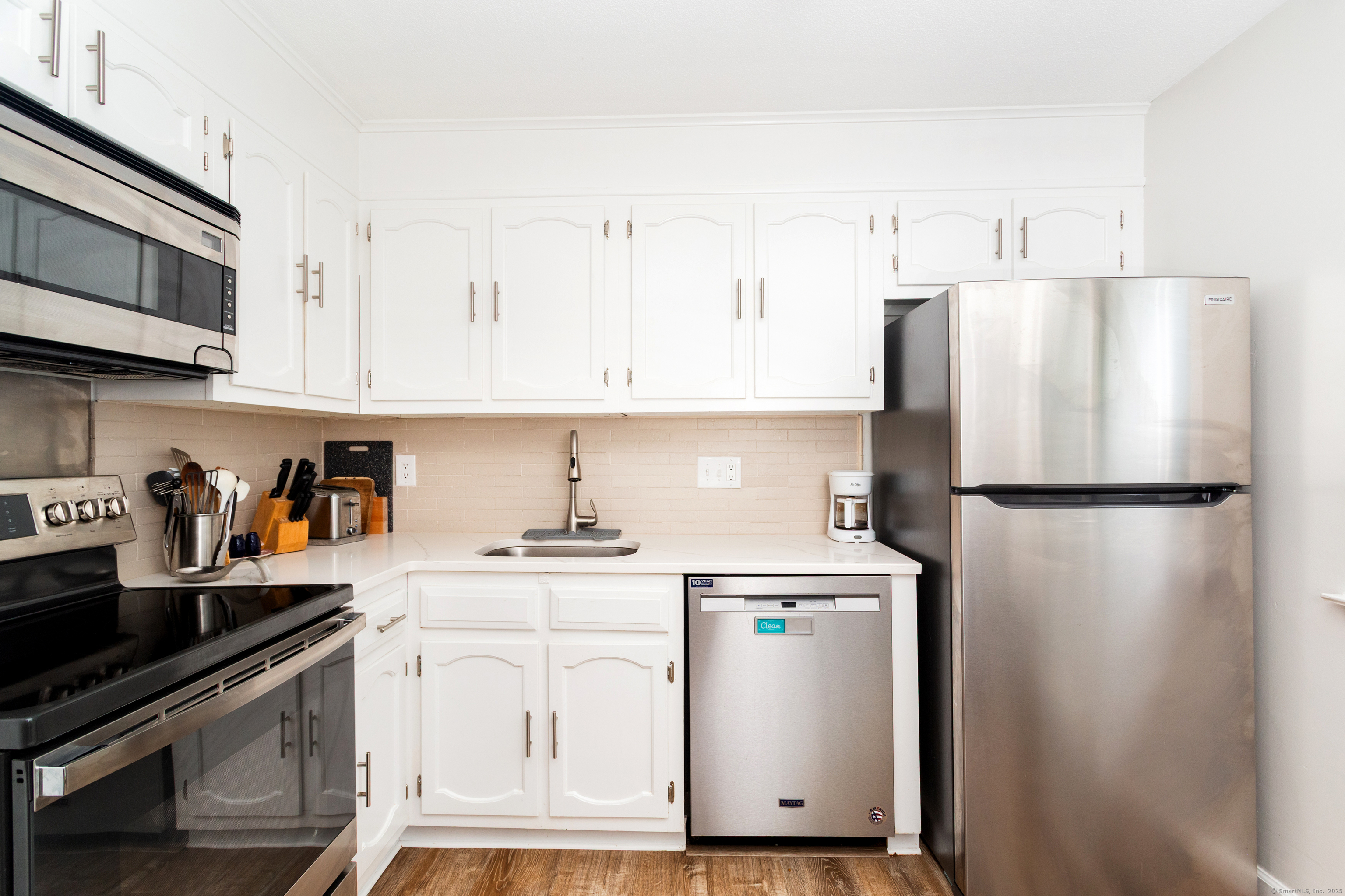 199 Gregory Boulevard Apt H2