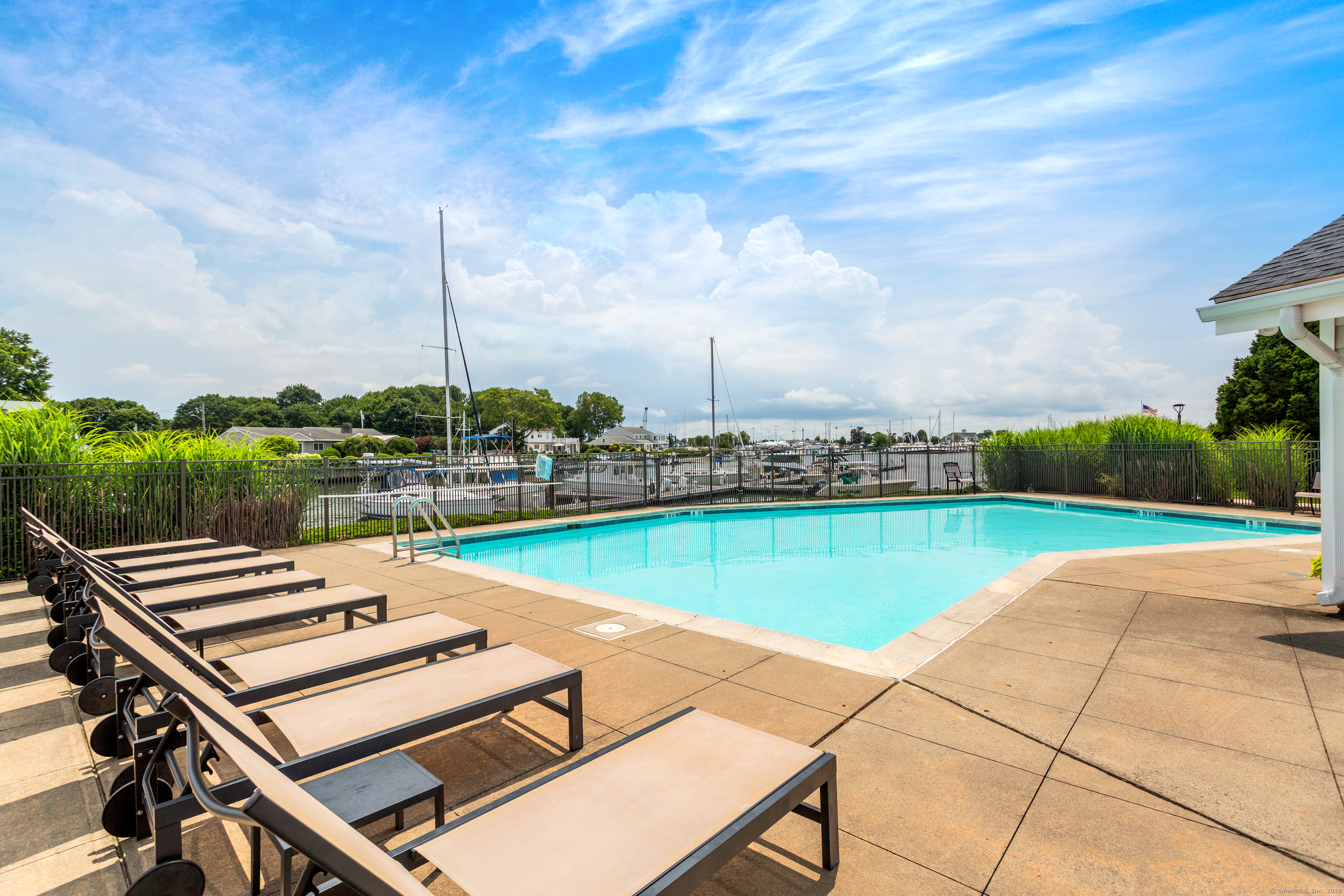 199 Gregory Boulevard Apt H2