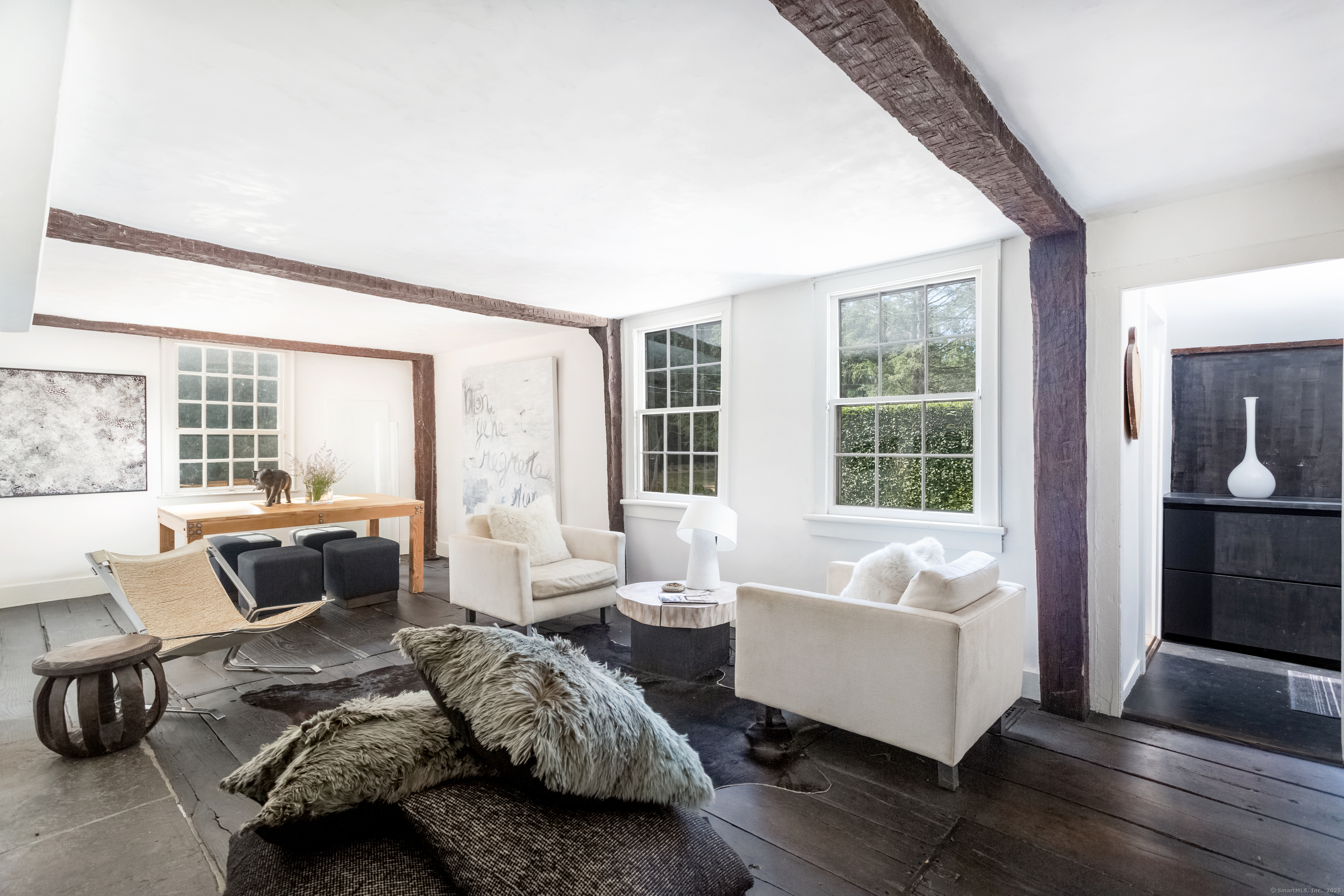 1135 Mill Hill Road
