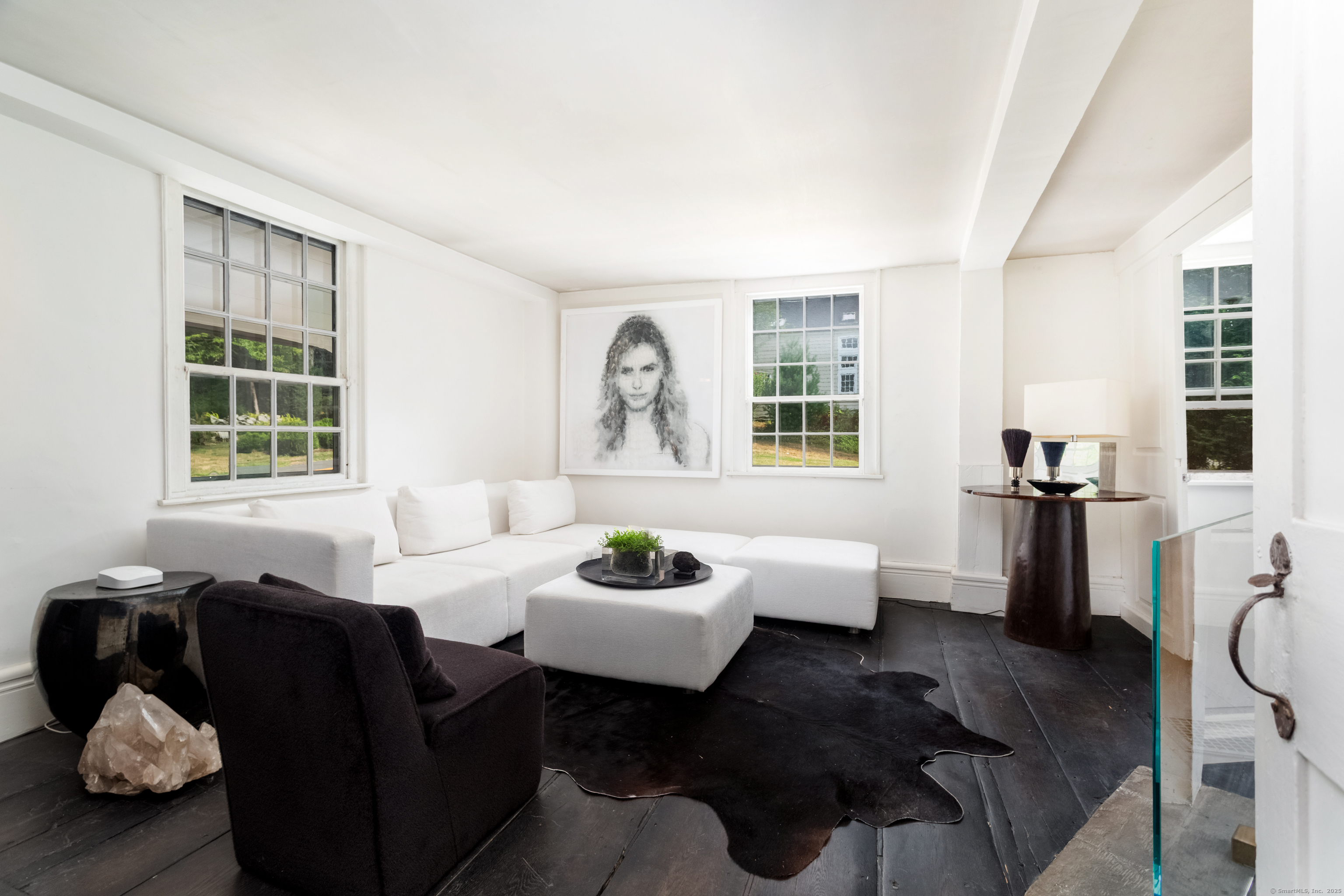1135 Mill Hill Road