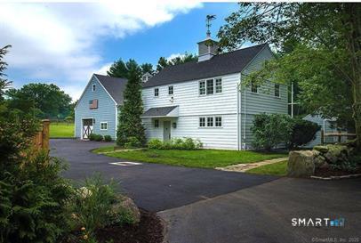 437 Hulls Farm ~Carriage House~ Road