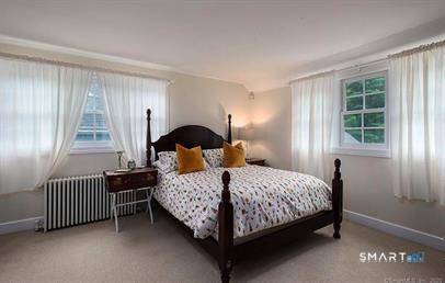 437 Hulls Farm ~Carriage House~ Road