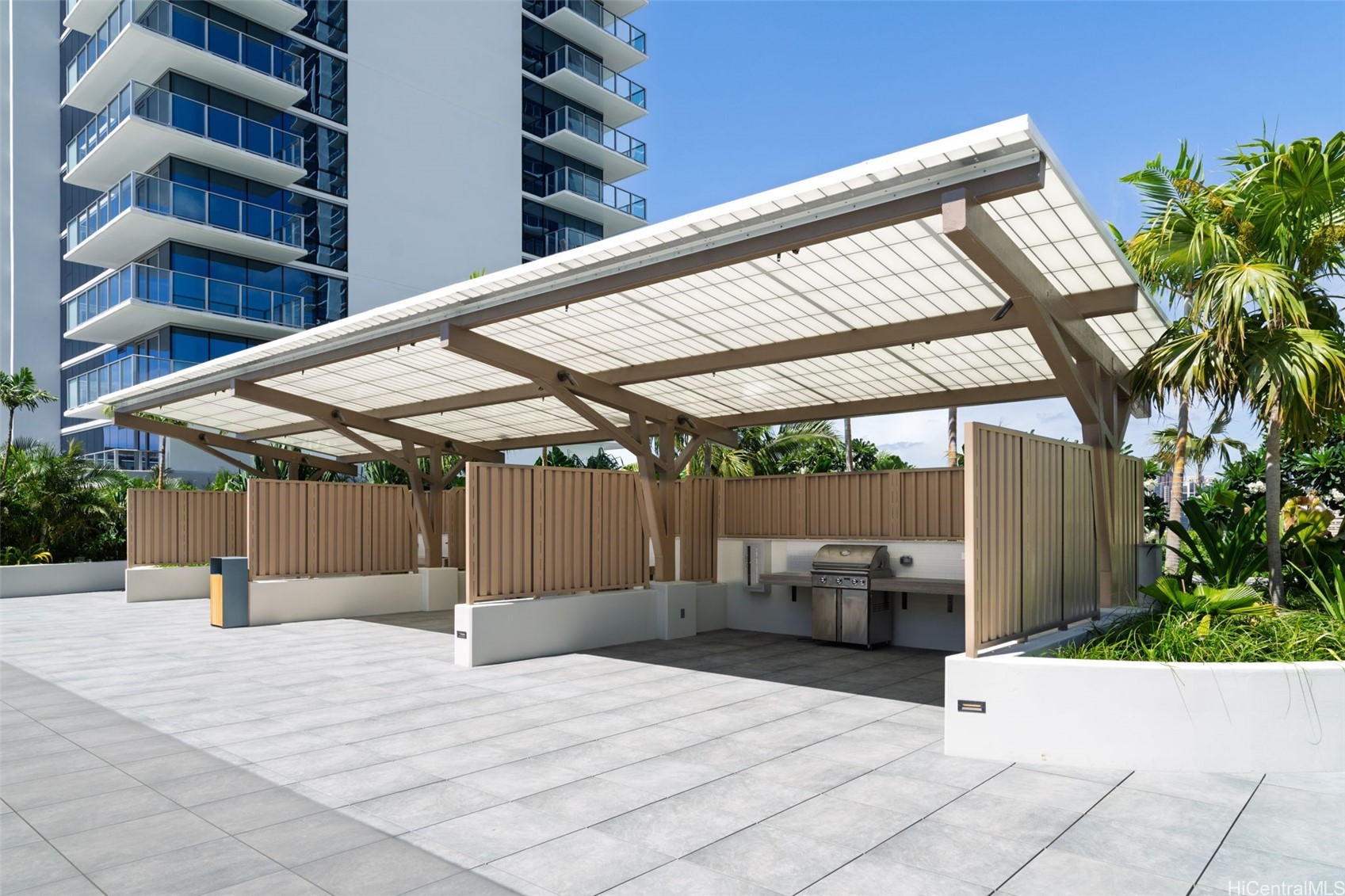 1515 Liona Street 1800