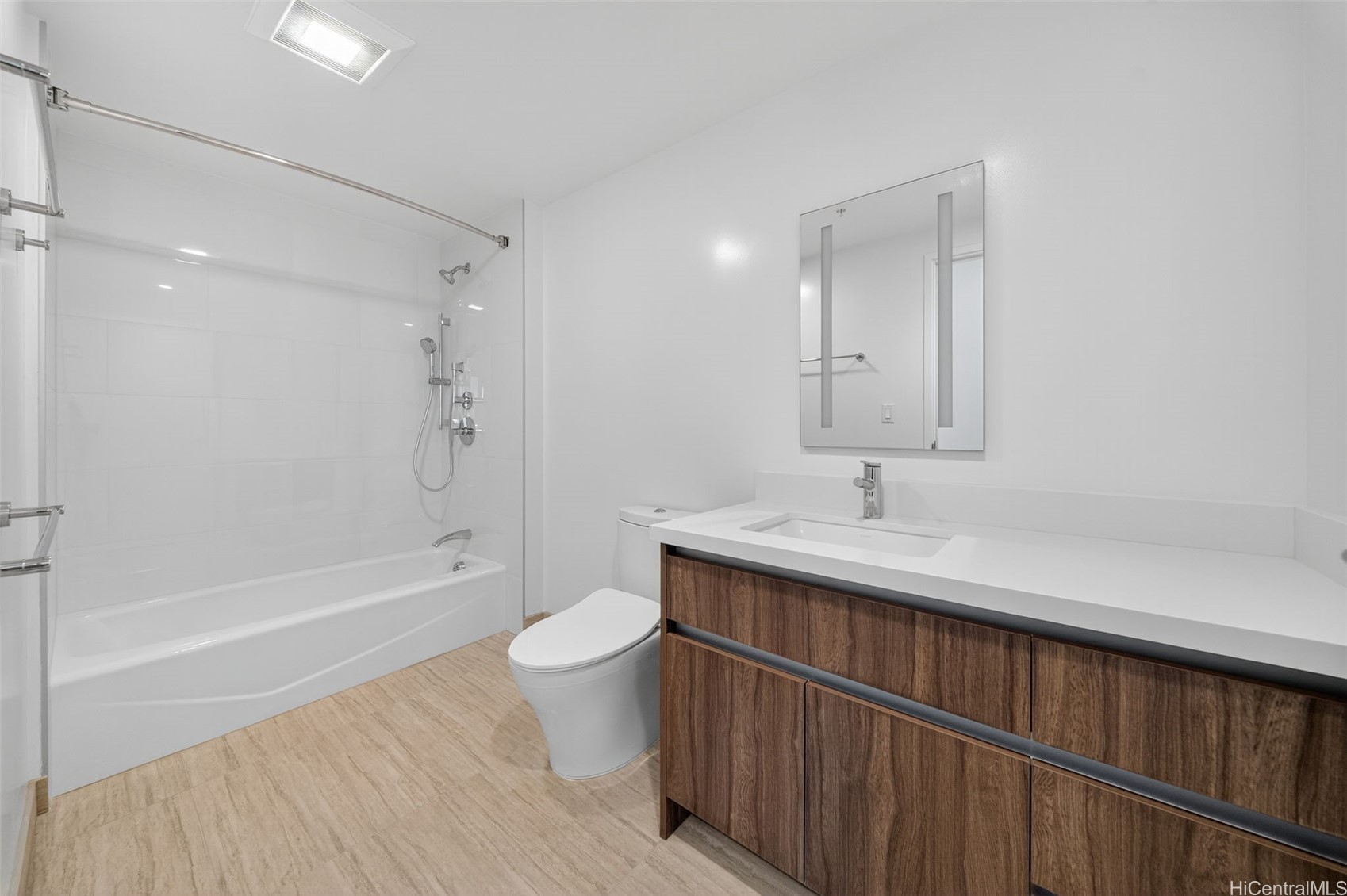 1515 Liona Street 1800