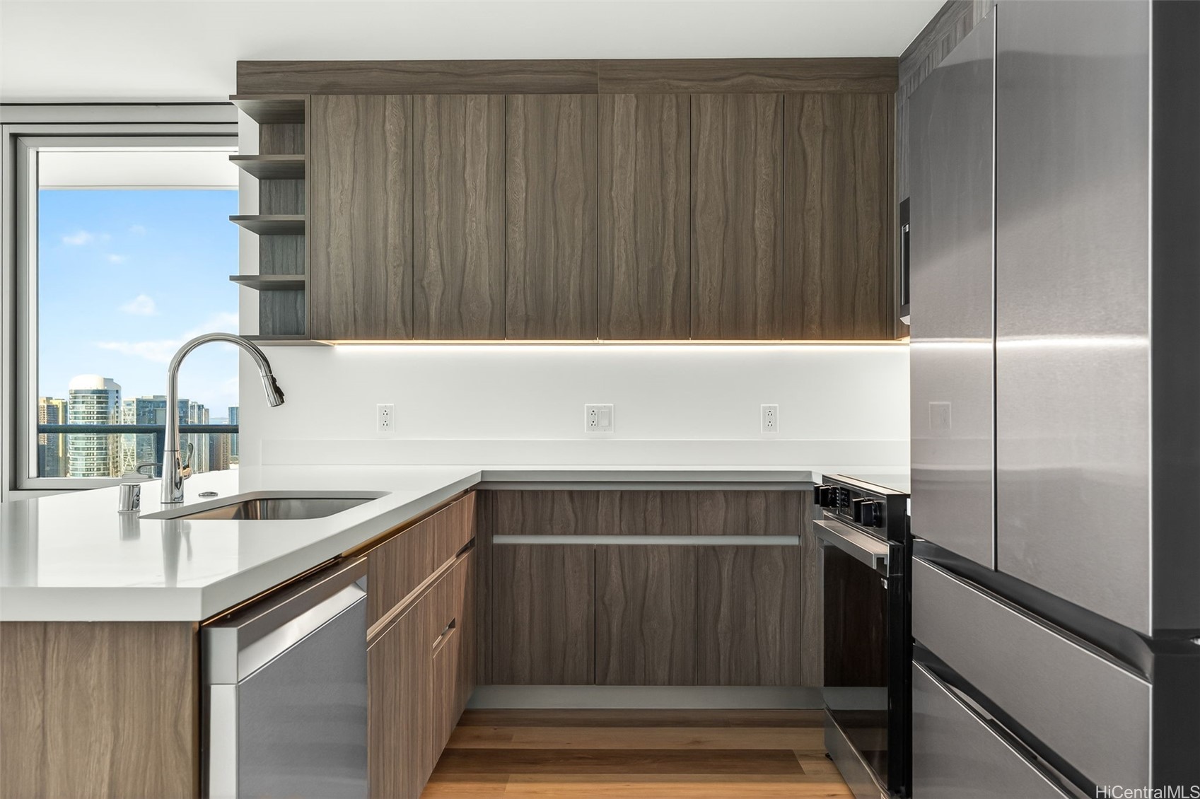 1500 Rycroft Street 4018R