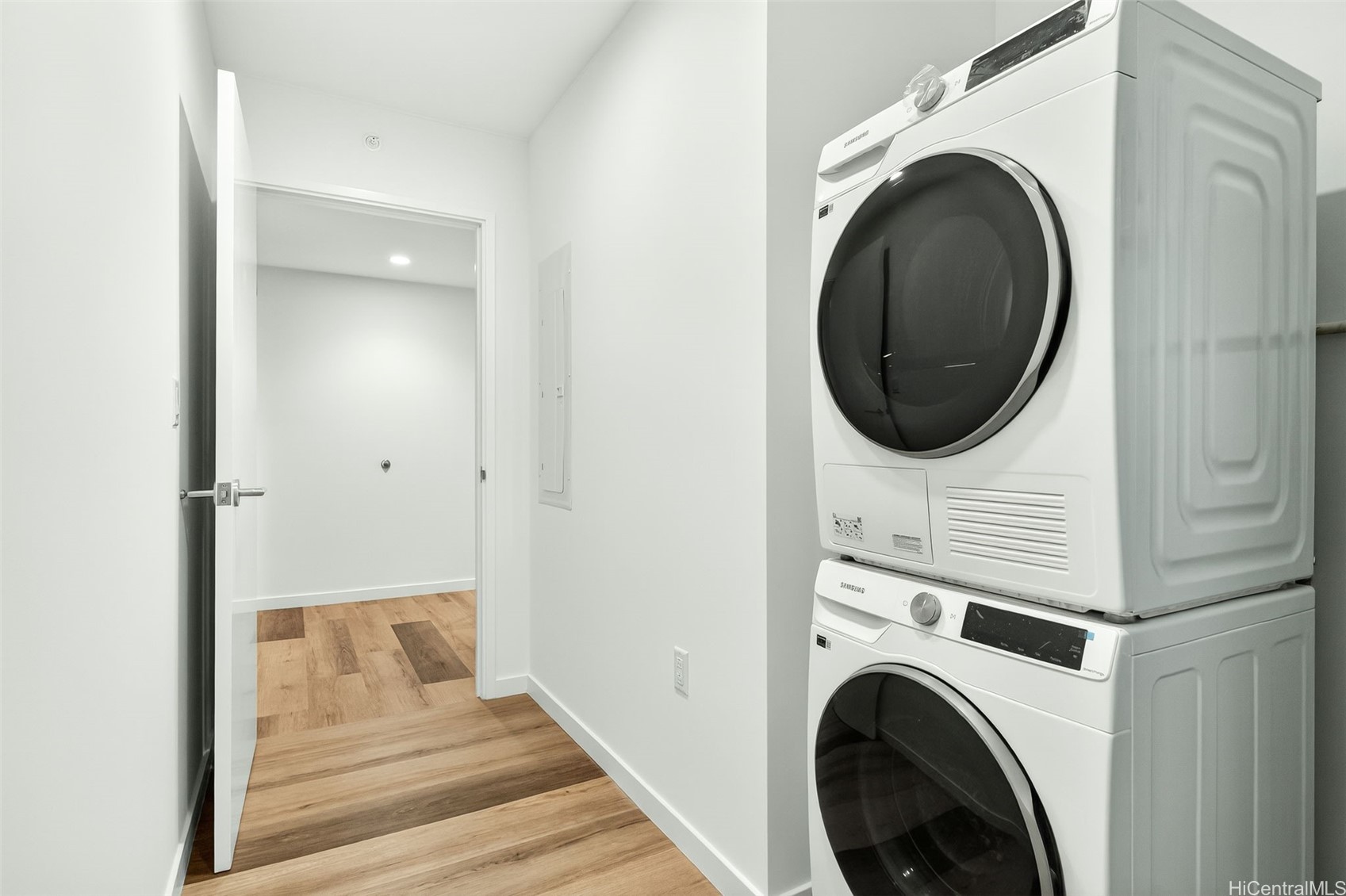 1500 Rycroft Street 4018R