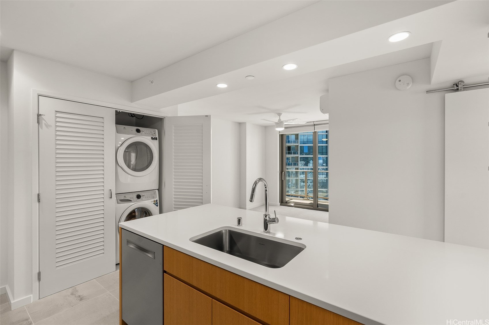 1388 Kapiolani Boulevard 2902