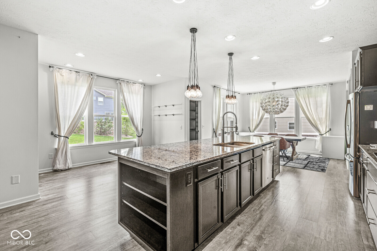 14933 W Black Wolf Run Drive