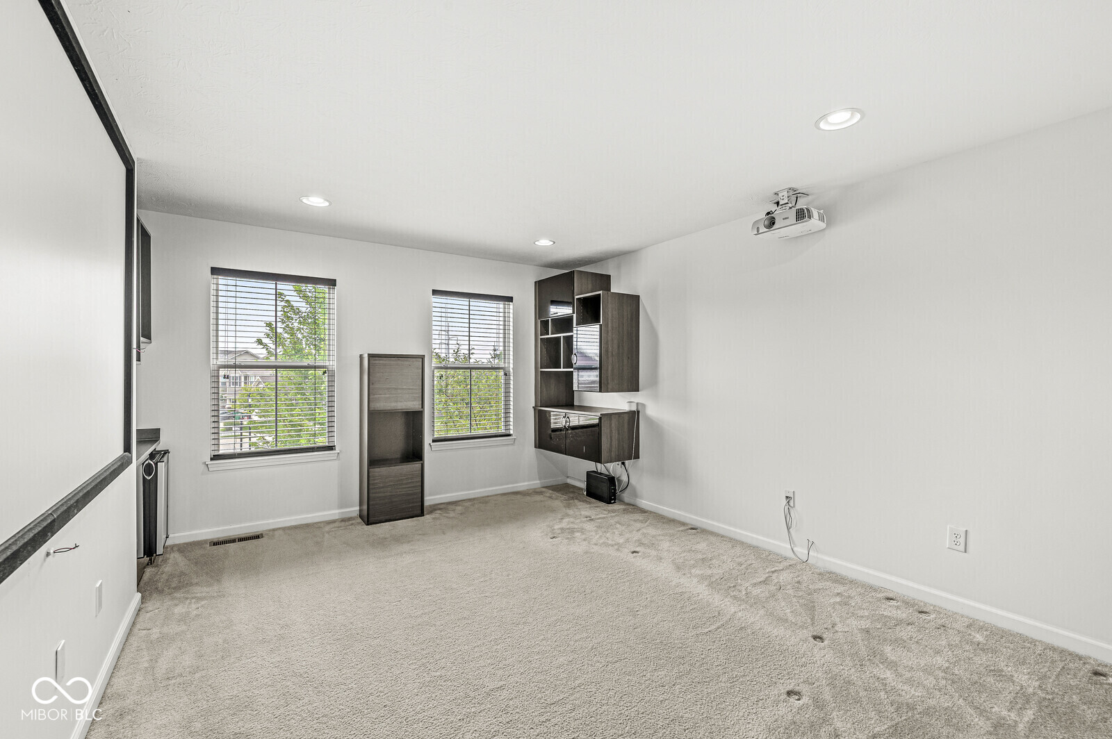 14933 W Black Wolf Run Drive