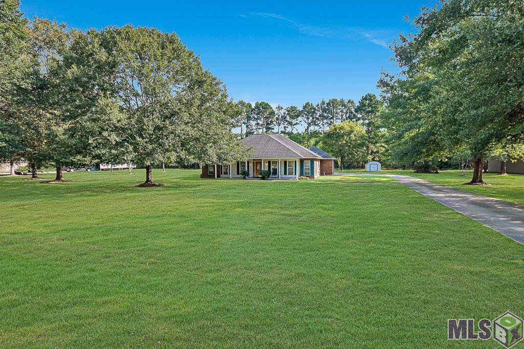 17033 Lavell Rd