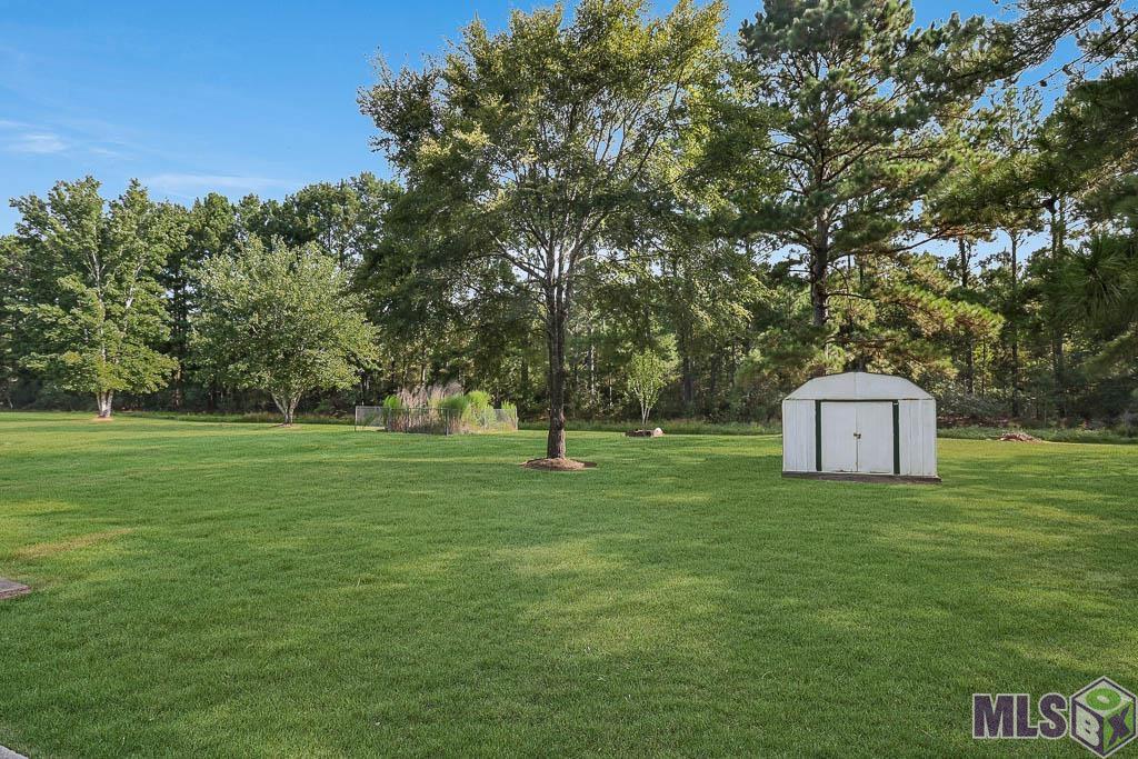 17033 Lavell Rd