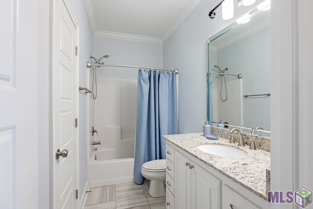 13380 Williamsburg Dr