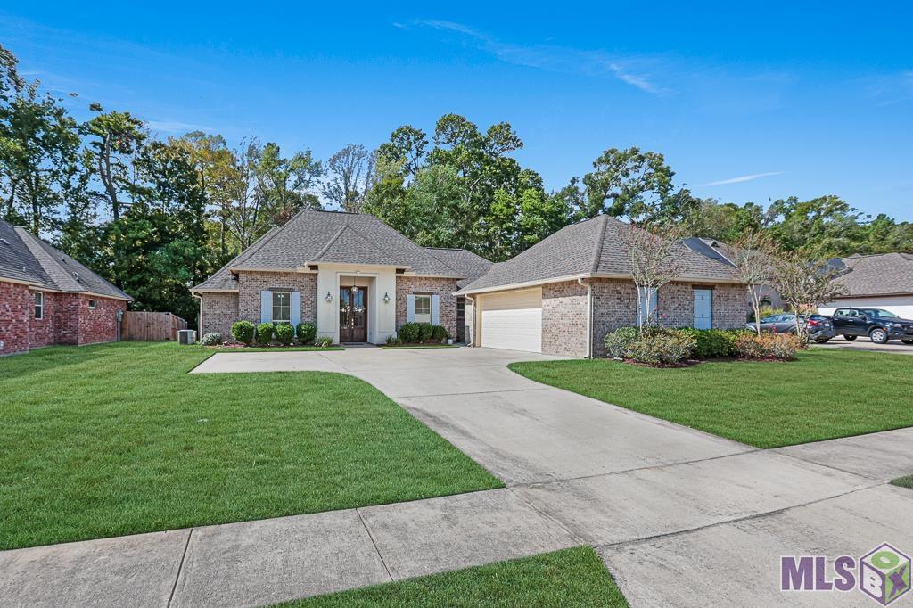 13380 Williamsburg Dr