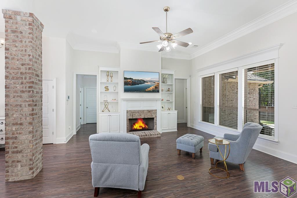 13380 Williamsburg Dr