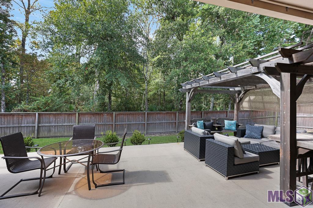 13380 Williamsburg Dr