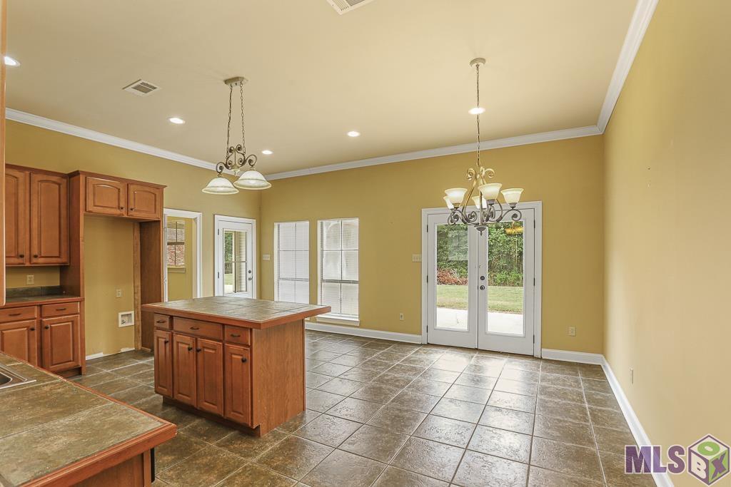 13327 Sunny Ln