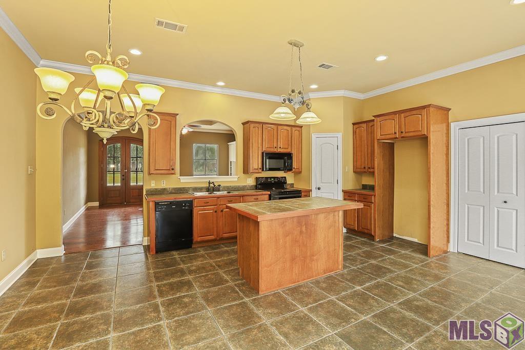 13327 Sunny Ln