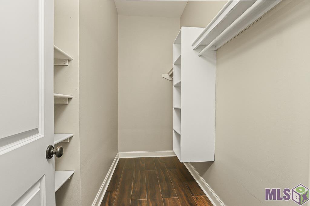 13327 Sunny Ln