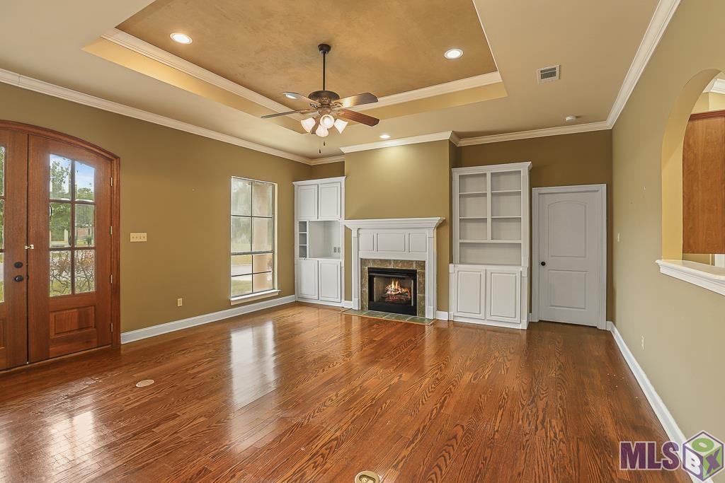 13327 Sunny Ln