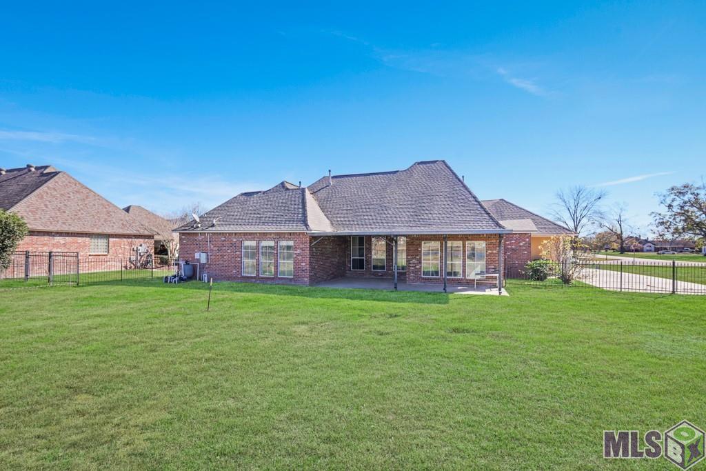 36405 Dialtha Dr