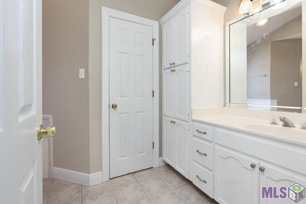 36405 Dialtha Dr