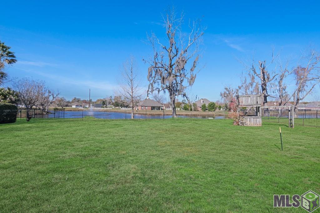 36405 Dialtha Dr