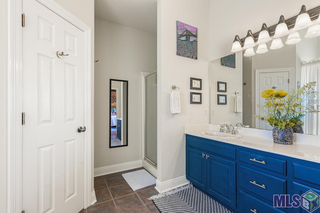 36358 Stanton Hall