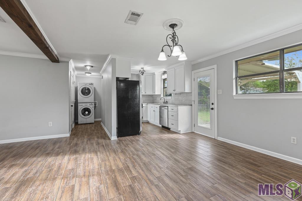 1610 Sunset Dr