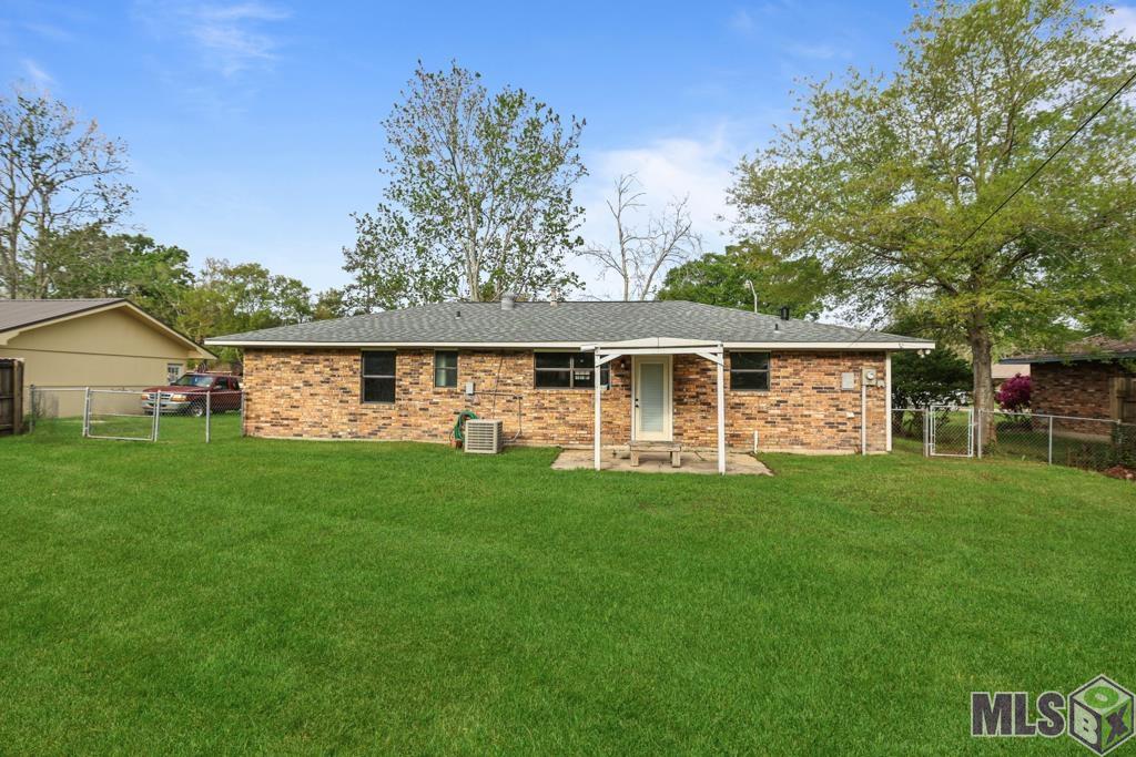 1610 Sunset Dr