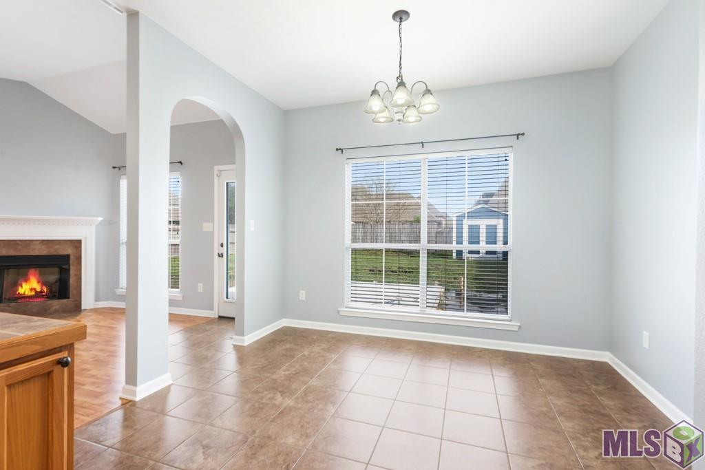 11345 Hampton Ct