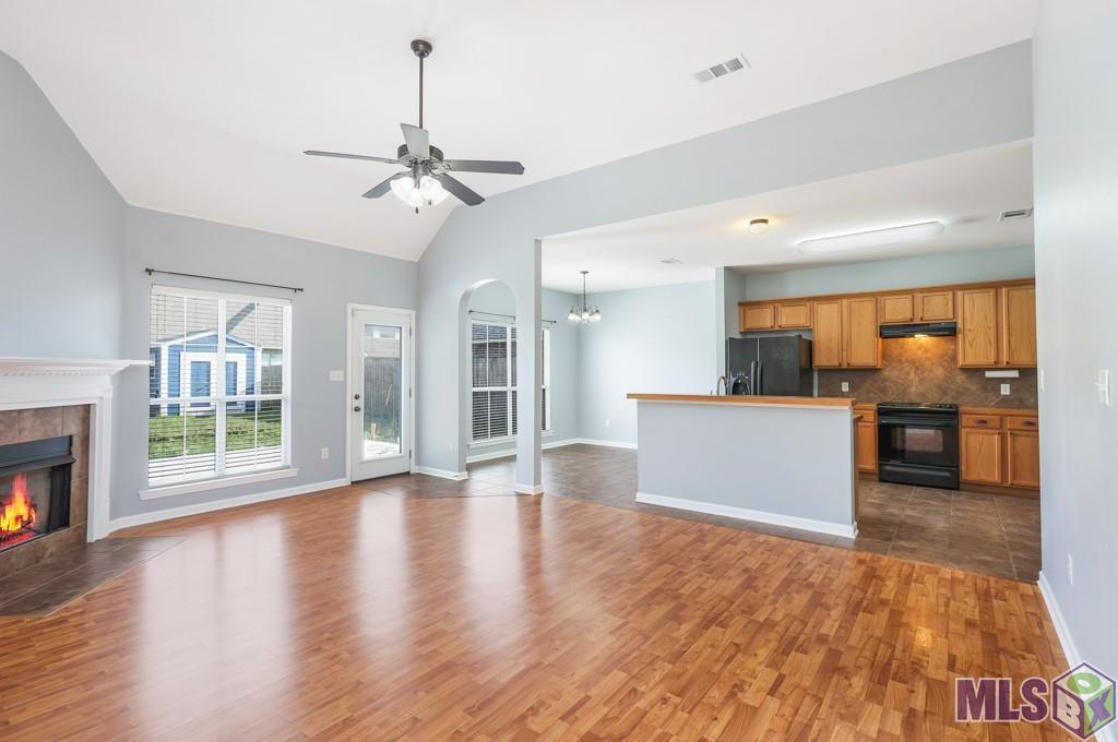 11345 Hampton Ct