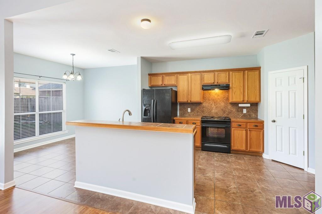 11345 Hampton Ct