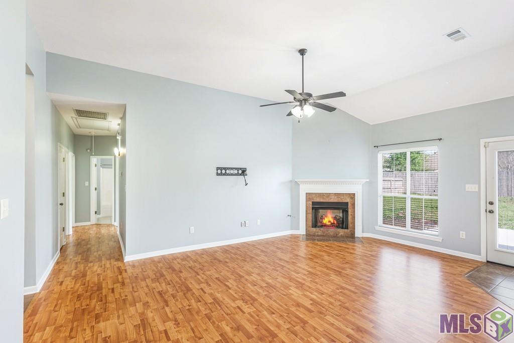 11345 Hampton Ct