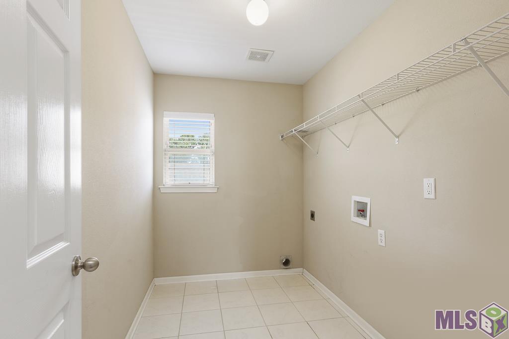 521 Glenway Dr
