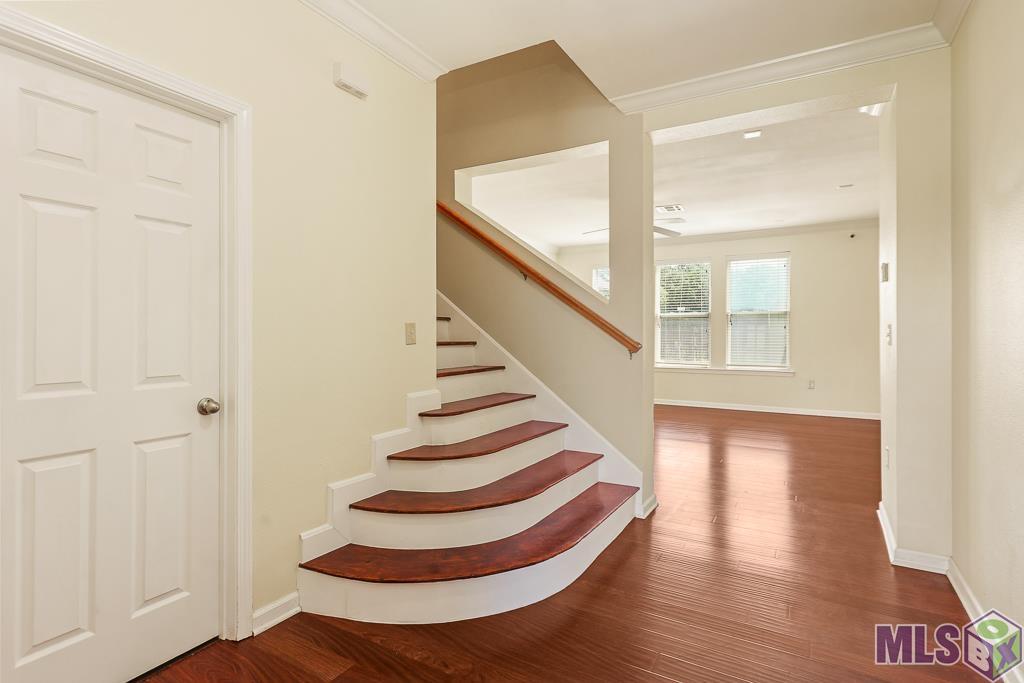 521 Glenway Dr