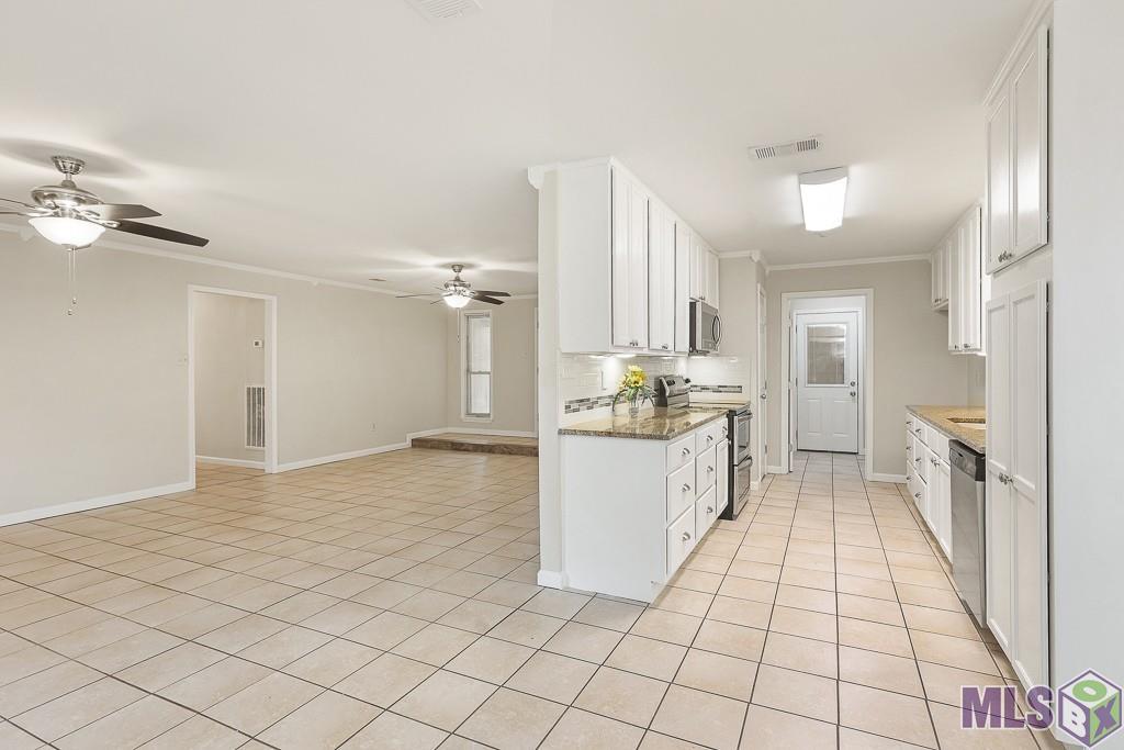 9074 Shadow Bluff Ave