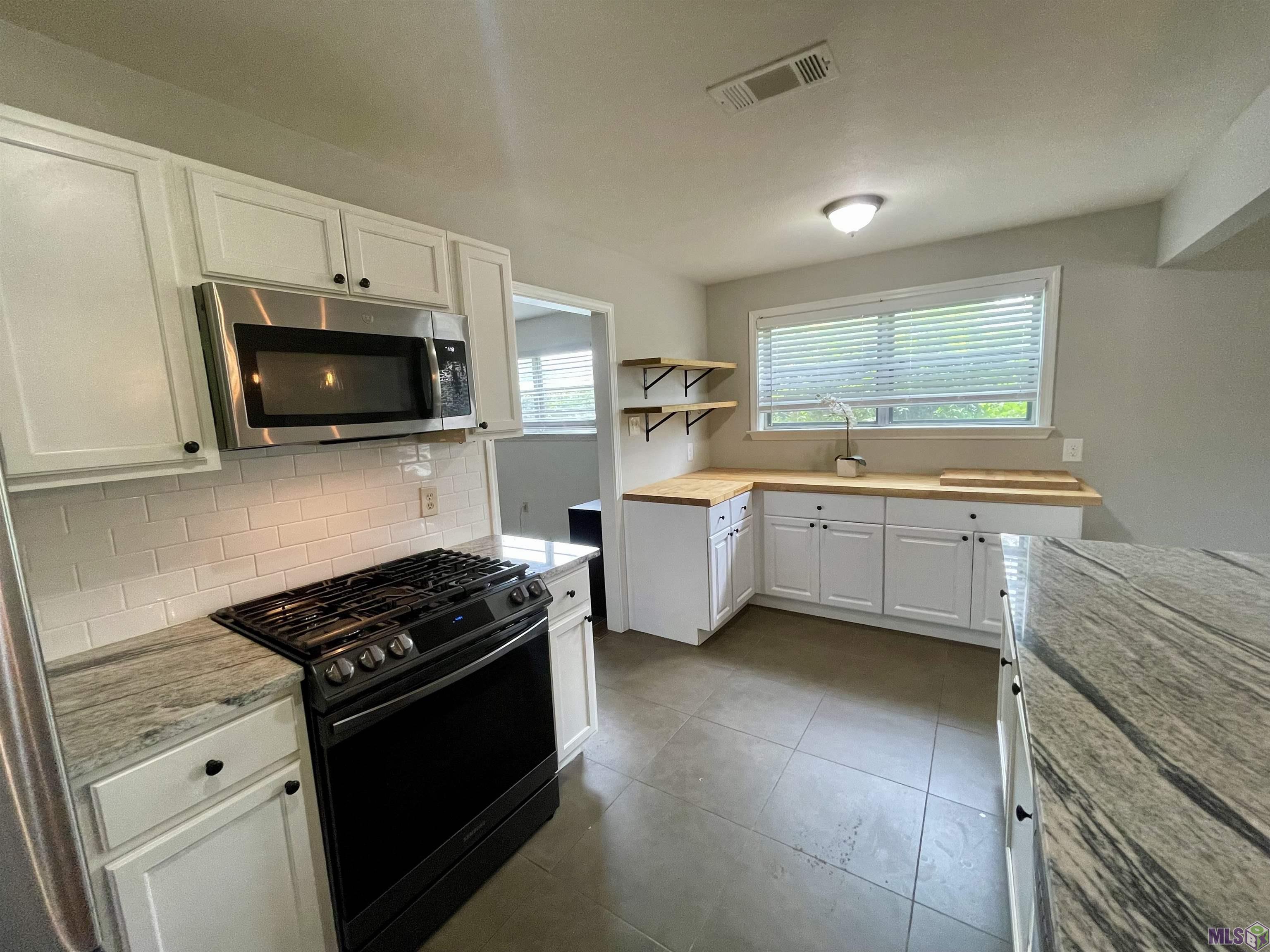 14291 Richardson Dr