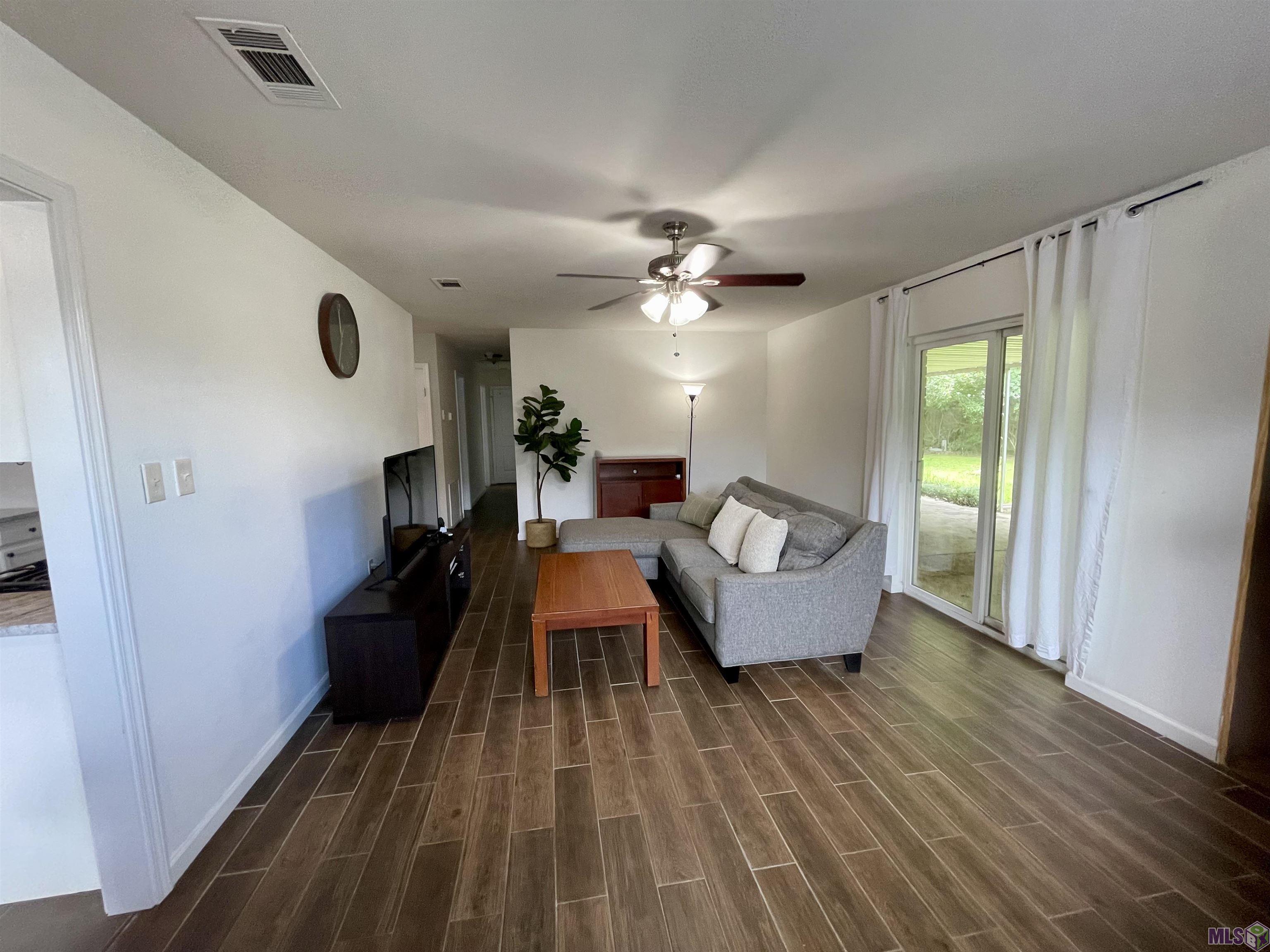 14291 Richardson Dr